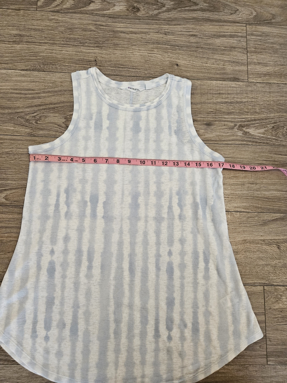 Athleta Light Blue Tie-Dye Sleeveless Tank Top Size Small - Picture 7 of 8